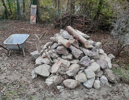 Umsetzung Kleiungartenanlage Weißenau Ravensburg - Bauphase -Schaffung der Reptilienburg